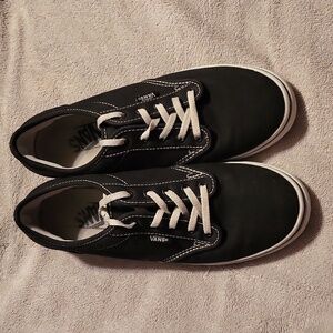 Cute black Womens Vans. Size 8.5.